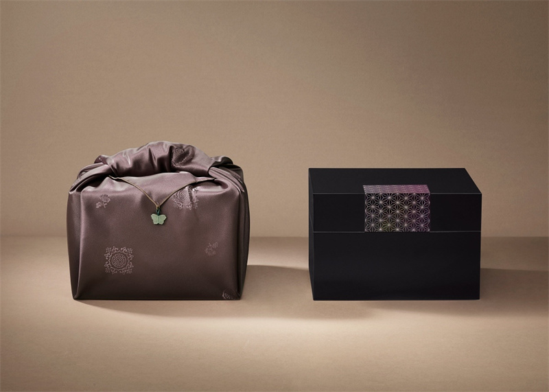 10-2 THE WHOO后凝颜致臻系列2025 APEC工商领导人峰会礼赠