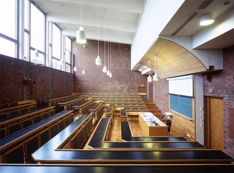 于韦斯屈莱大学阿尔托校区教室 Maija Holma, Alvar Aalto Foundation