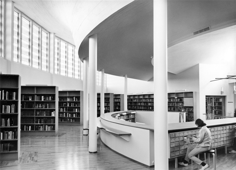 塞纳约基市政中心内部空间+©+Eva+and+Pertti+Ingervo,+Alvar+Aalto+Foundation
