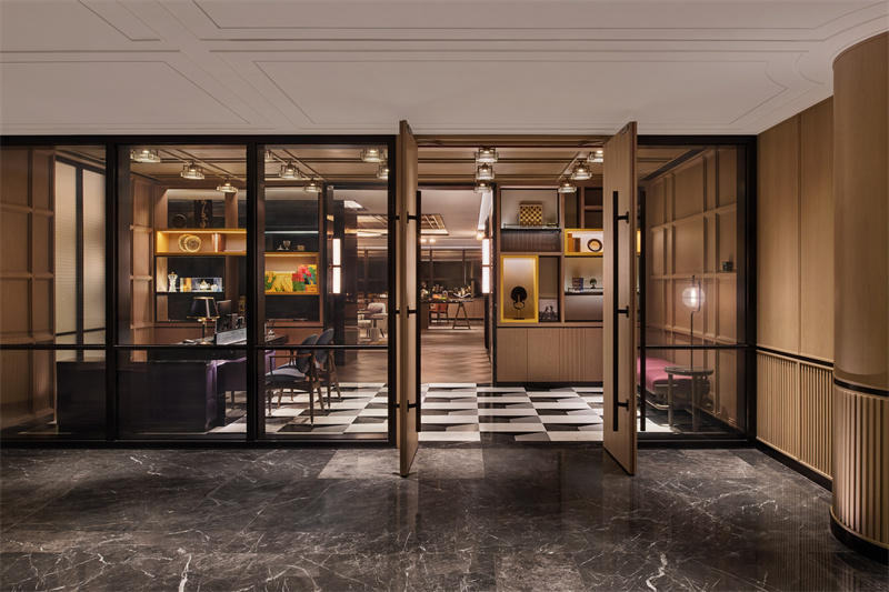 ExecutiveLounge1