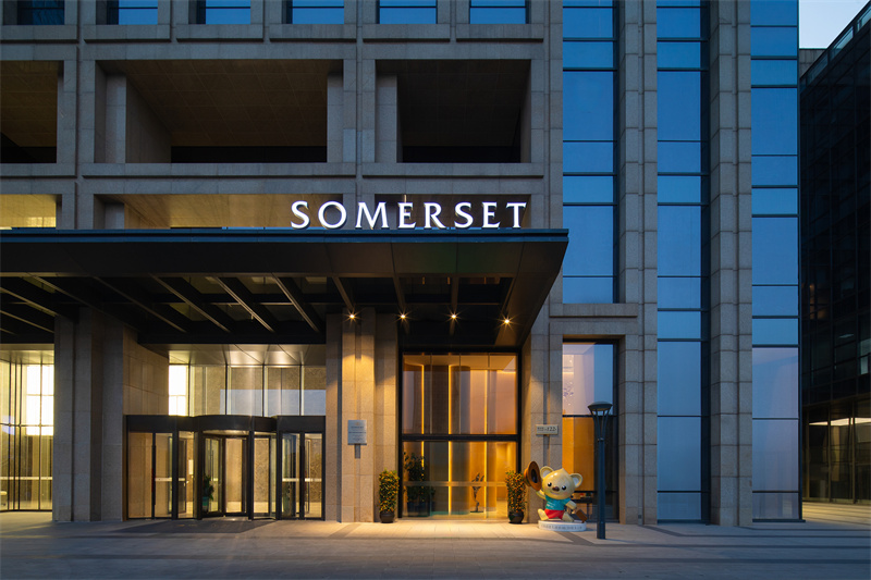 TAL_China_Wuxi_Som_Taihu_New_City_CBD_0PRE_Entrance-LR