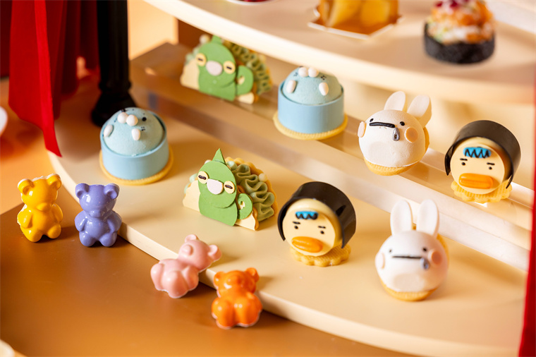 B Family Dessert 4